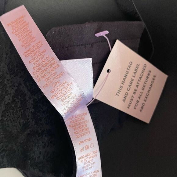 SAVAGE X Fenty Snake Lace T-Shirt Bra Black Caviar Size 40DD - Picture 7 of 8